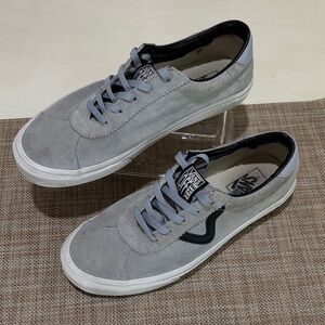 Vans sneakers in gray suede with V logo stripe. Men's 11. Excellent condition.